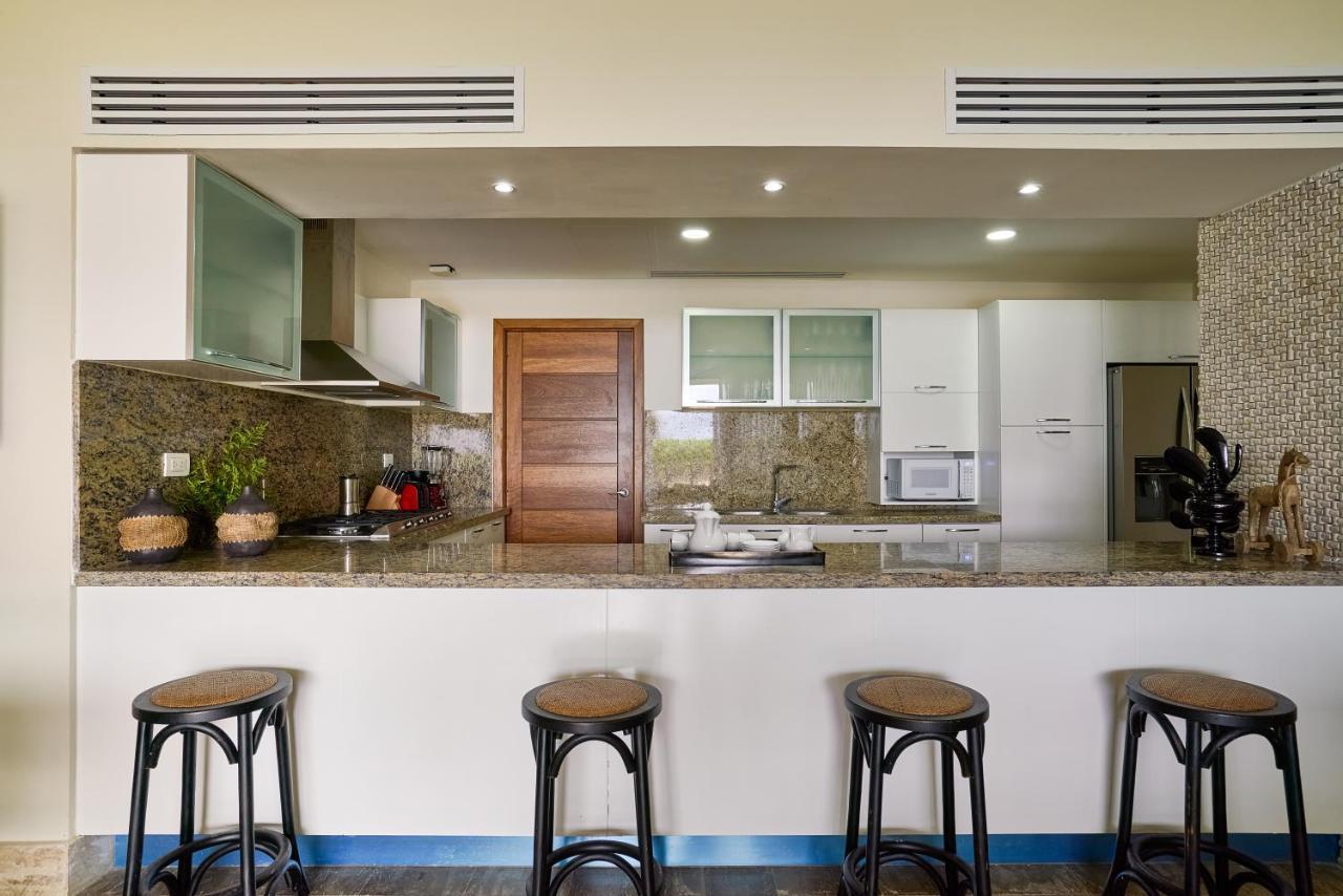 Costa Atlantica Punta Cana - Beach Vacation Condos المظهر الخارجي الصورة