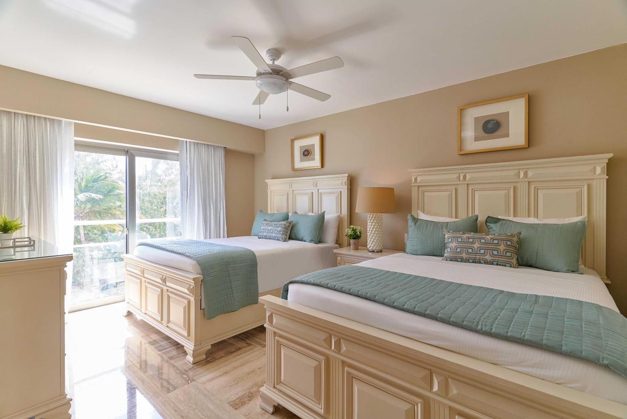 Costa Atlantica Punta Cana - Beach Vacation Condos المظهر الخارجي الصورة