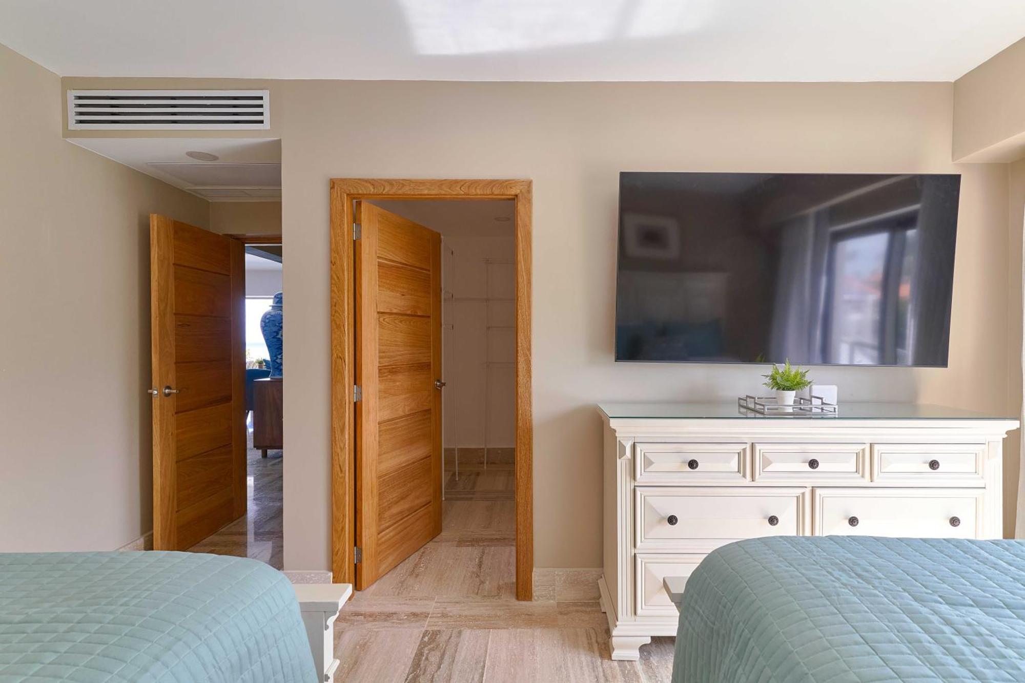 Costa Atlantica Punta Cana - Beach Vacation Condos المظهر الخارجي الصورة